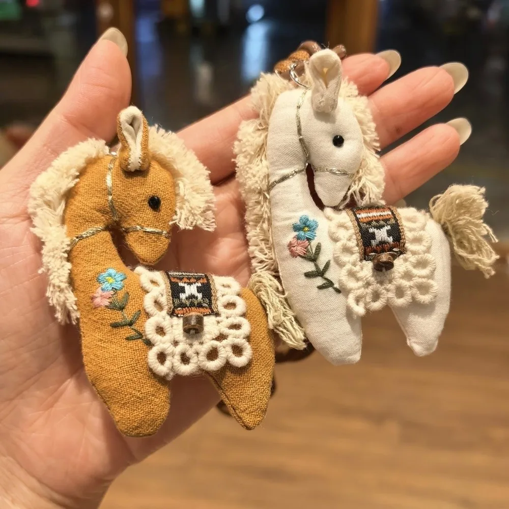 Stuffed Animal Horse Keychain Hanging Decor Cute Design Horse Year Key Ring Lucky Mascot Backpack Ornaments Pony Pendant