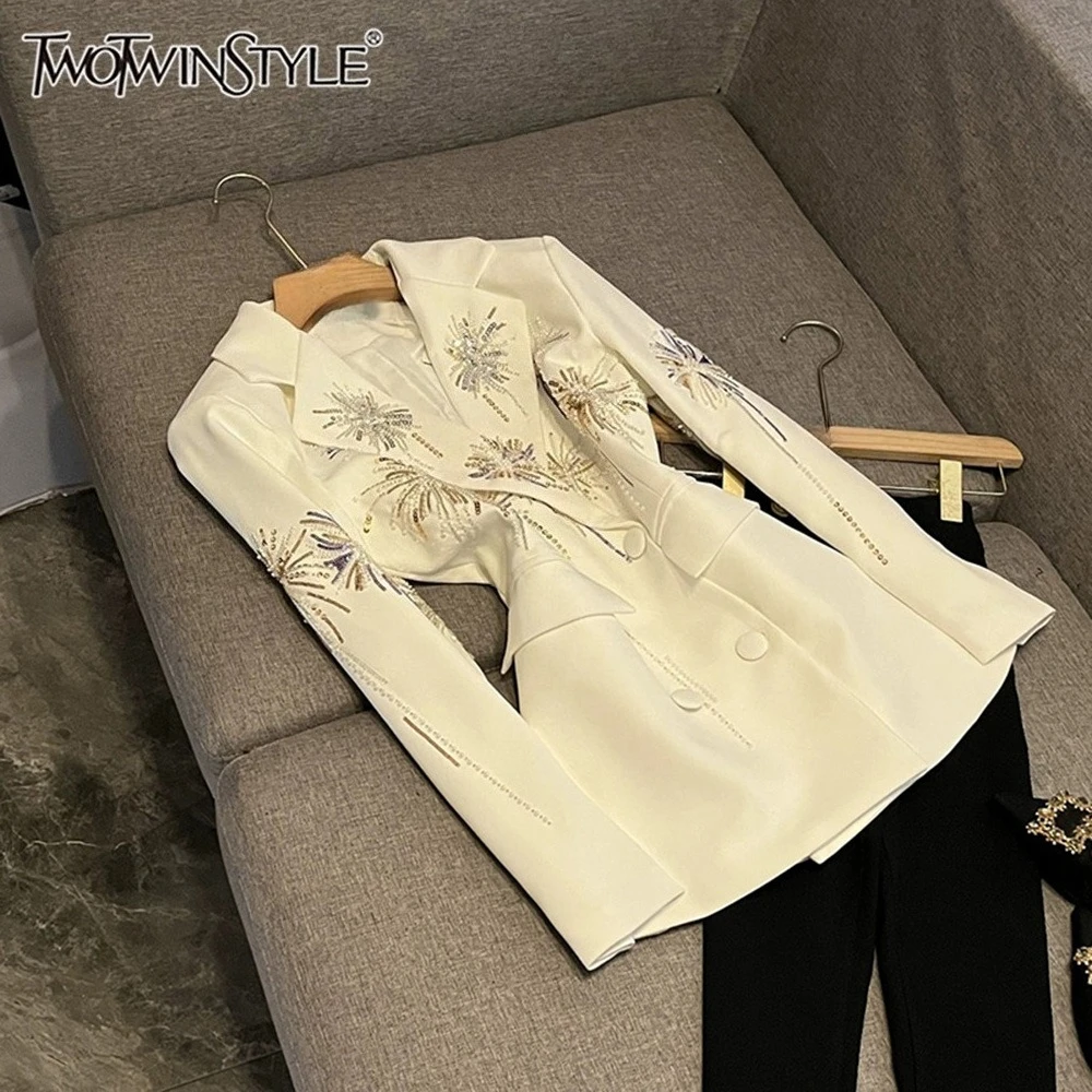 

TWOTWINSTYLE Design Sense однотонные куртки с бриллиантами для женщин, темпераментная куртка с v-образным вырезом и длинными рукавами, женская новинка KJA548526