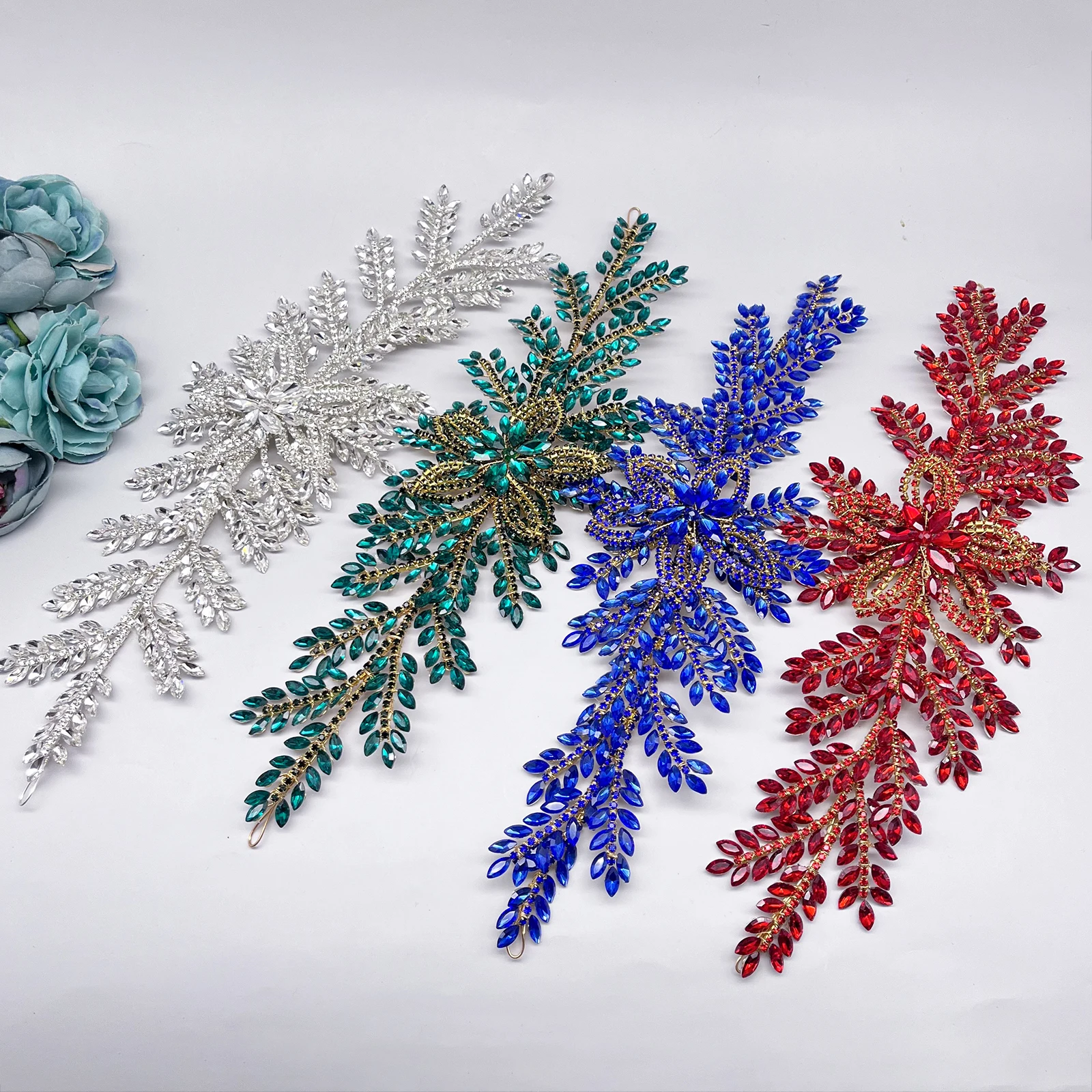 DZ135 Elegant 3D Wire Handmade Corsage Strass Shinny Flower Patches Rhinestones Crystal and Applique for Gown Dresses Sewing