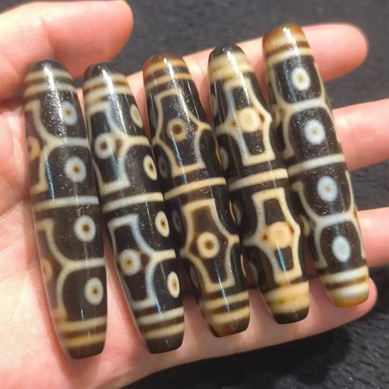 

1pcs/lot Natural multi-pattern old agate dzi Weathering lines Accessories jewelry 68mm amulet archaic Ethnic style Handmade bead