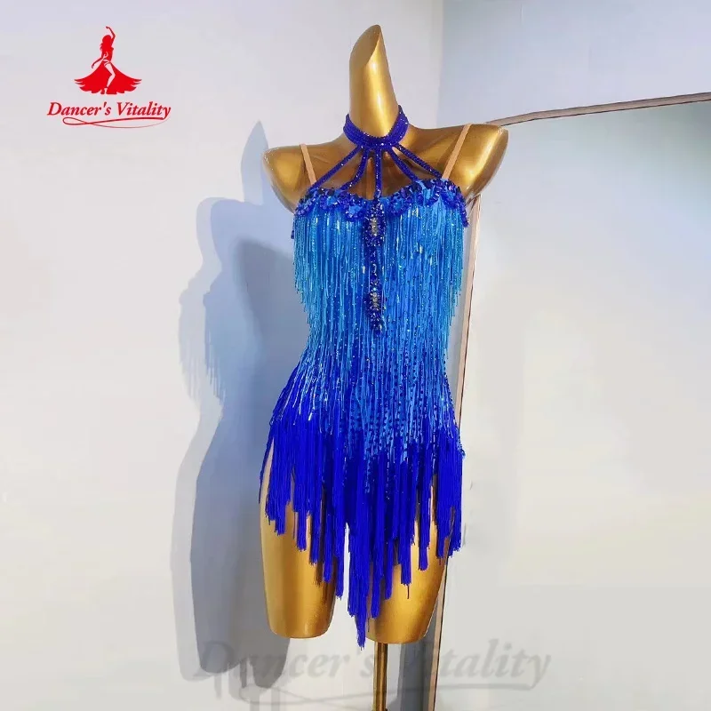 Vestido personalizado com franja de dança latina para mulheres Vestidos de competição, Vestidos de competição, Roupas Performance, Tango e Cha Cha, Senior AB Stones