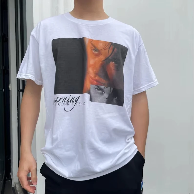 كونراد فيشر يثير الصيف تحولت جميلة ميرش الجمالية مروحة كونراد فيشر صورة من الموسم 3 TSITP مروحة هدية تي شيرت