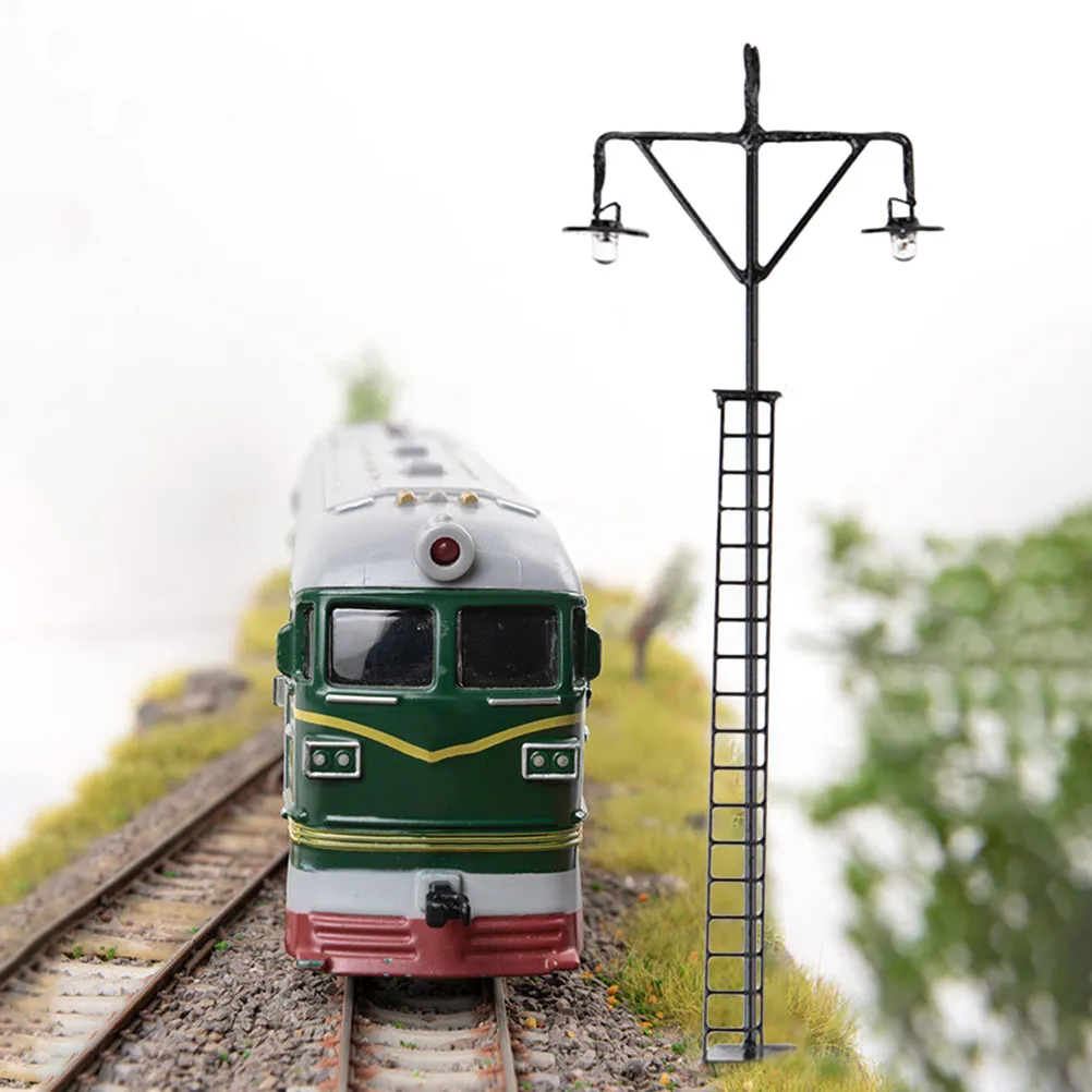 

2Pcs Mini Railroad Lamp Simulation Safe Decorative Light for Mini House Sand Table Accessories Train Light Model