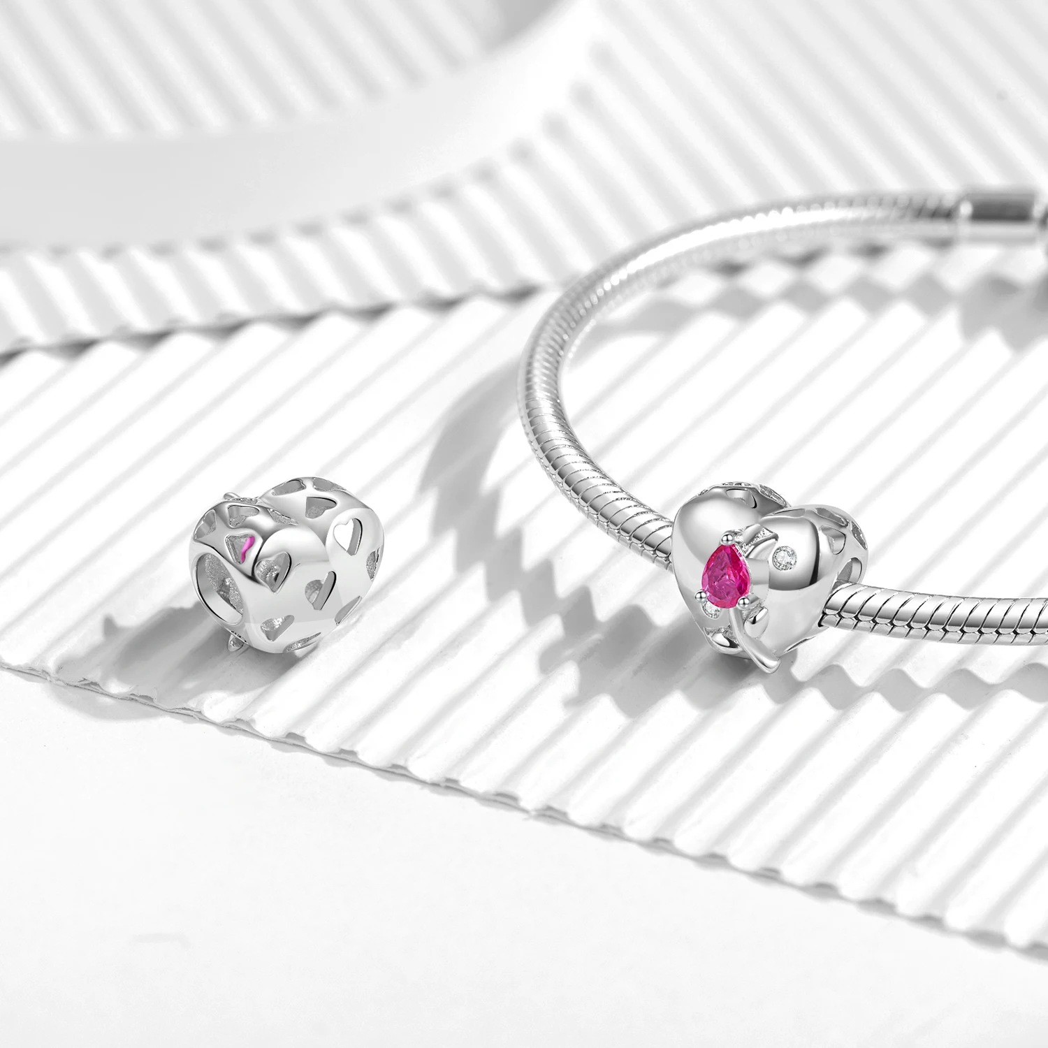 

STILLHOUSE 2025 Family Series 925 Sterling Silver Rose Zircon Hollow Out Charm Fit Original Bracelet Diy Jewelry Accessories