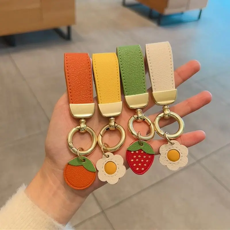 The New Pendant of The Keychain  Has  Same Simple Leather Rope Keychain, and  Cute High-end Pendant Chain for Women.