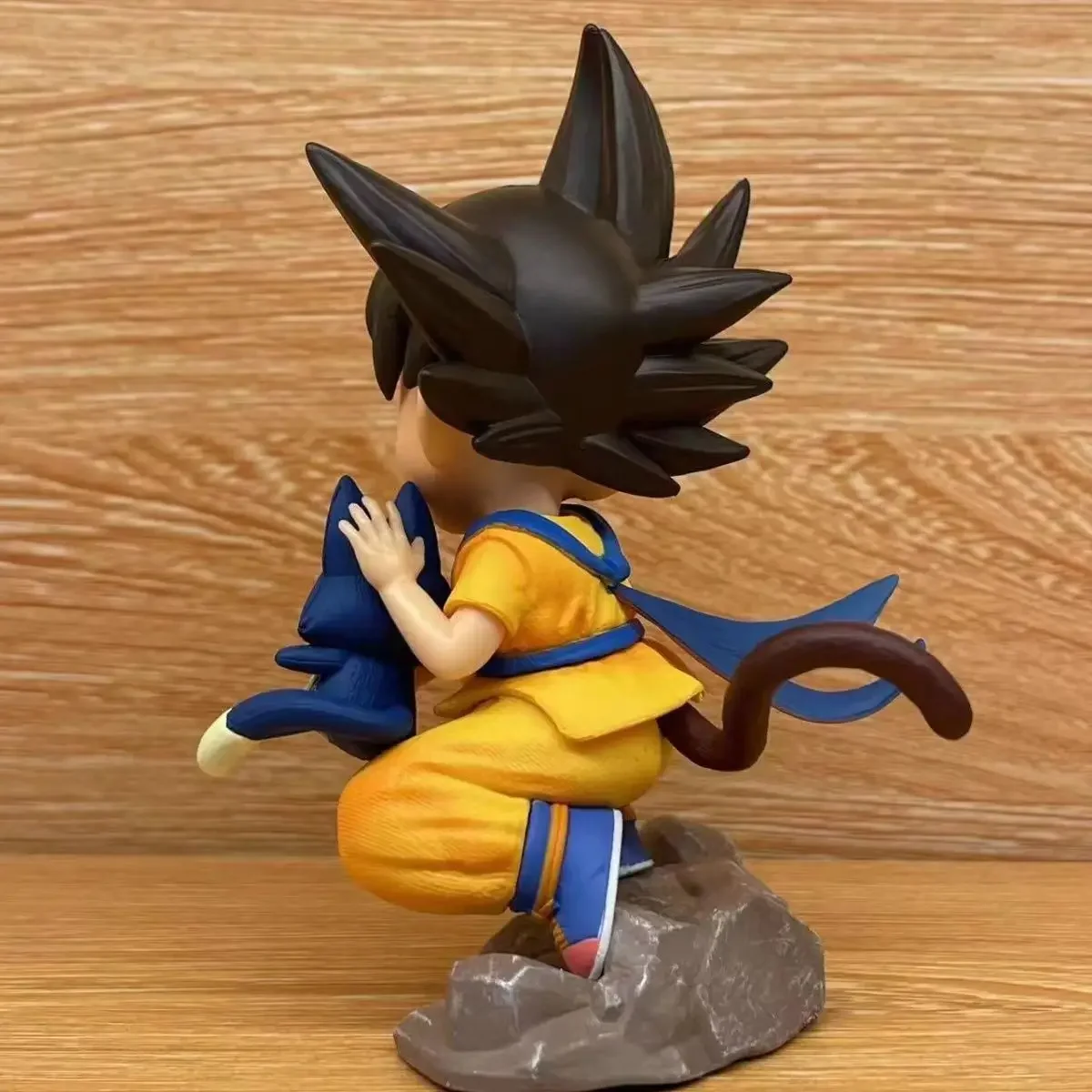 Dragon Ball 10cm Childhood Little Goku Hugs Puer Ya Mu Tea Little Follower Figures Statue Pvc Model Statue Collection Toys Gift