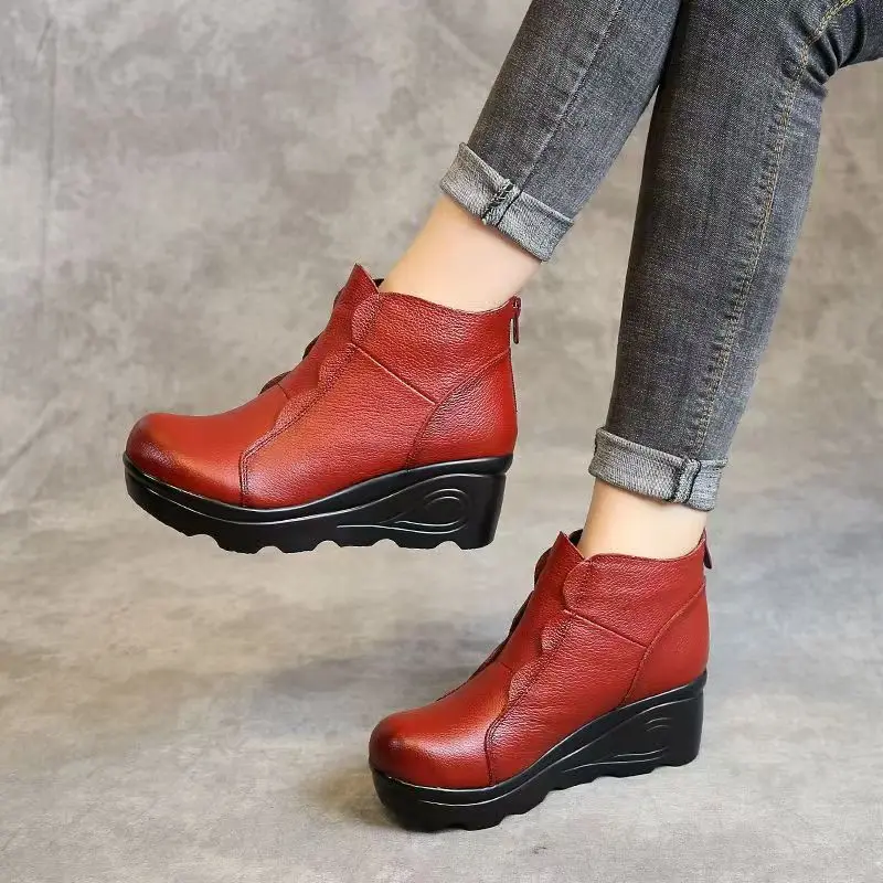 

2024 New Red Women's Boots Fashion Thick bottom Wedge Designer High Heels Cowhide Mom Winter Cozy Warm Shoes Women's Boots