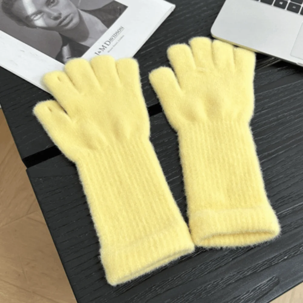 1 Pair Touchscreen Knitted Glove Warm Insulation Soft Knit Fabric Touchscreen Glove Long Ribbed Cuff Warm Handwear Activities