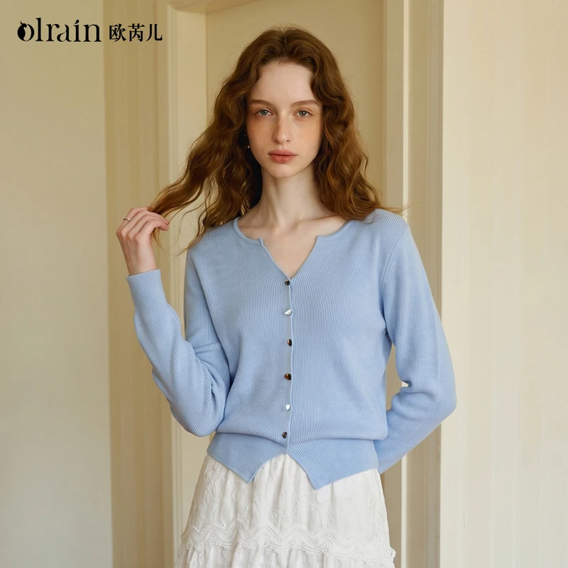 OLrain knitted cardigan 2026 autumn new blue French half-open round V-neck resin buckle foot split O58QZ009582