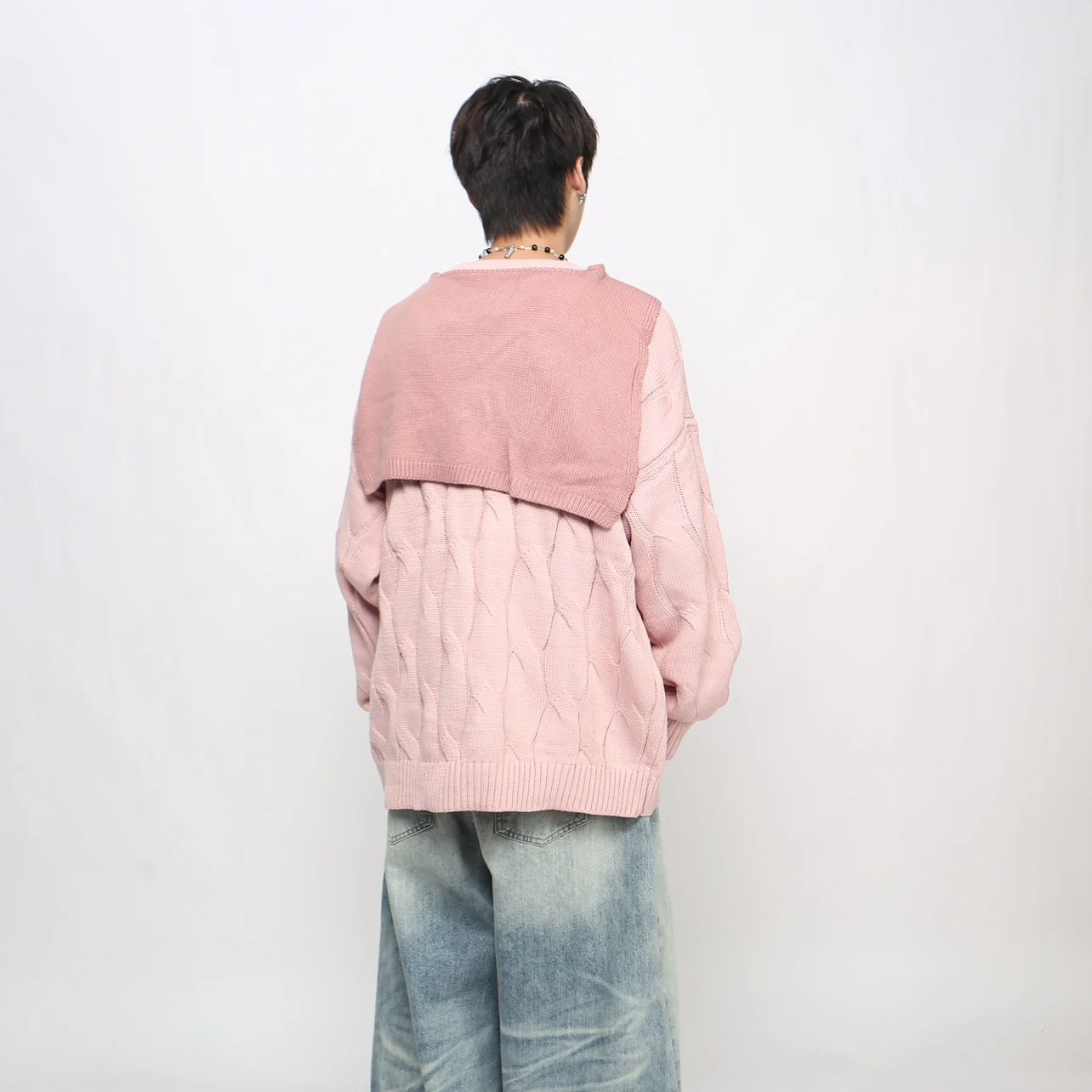 2025 Autumn Winter American Style High-End Men's Gray Shawl Knitted Top Loose Retro Casual Couple Pink Crew Neck Sweater