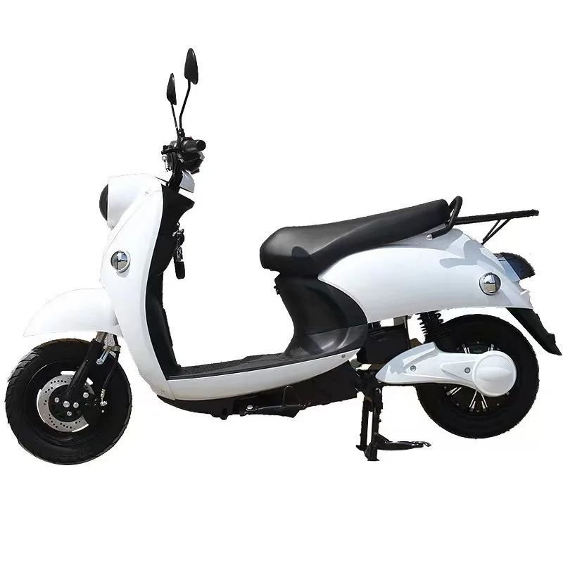 2025 New StyleHigh-Speed 72V Electric Scooter With 45km/h Long Range 60km Mileage
