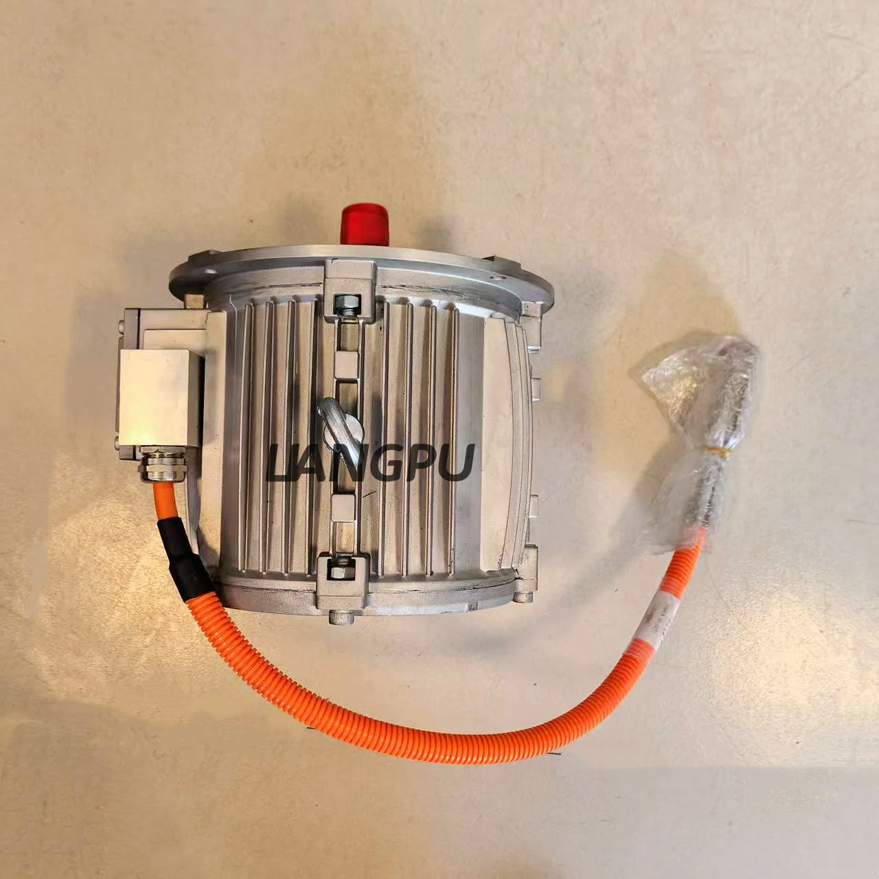 Original Accessories NL241231421 Pump Motor for Zhongtong Bus Motor New Condition Brushless Motor with Metal Material