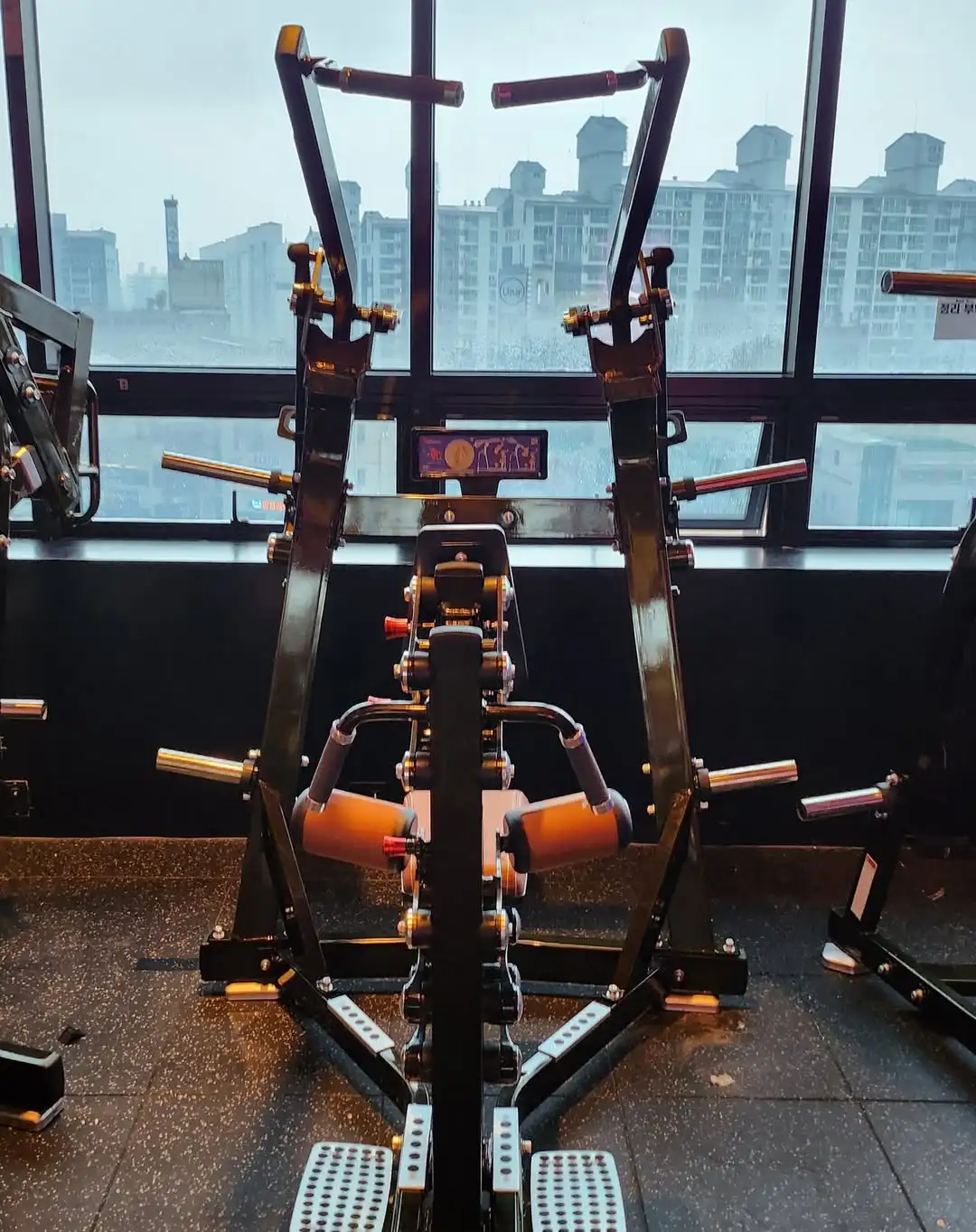 Workout Equipment Strength Training Fitness Equipment ISO9001 Approved Seated Front Lat Pulldown For Balanced Growth