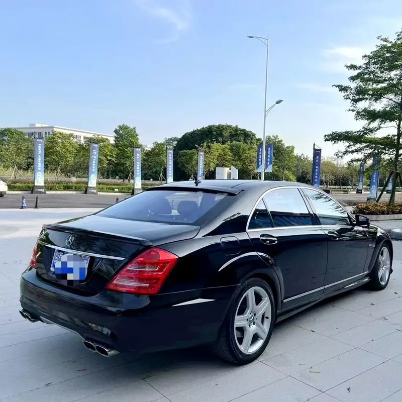Suitable for Mercedes Benz S-Class W221 Rear Roof Spoiler 2006 2013 ABS Rear Roof Spoiler Rear Carbon Fiber Spoiler