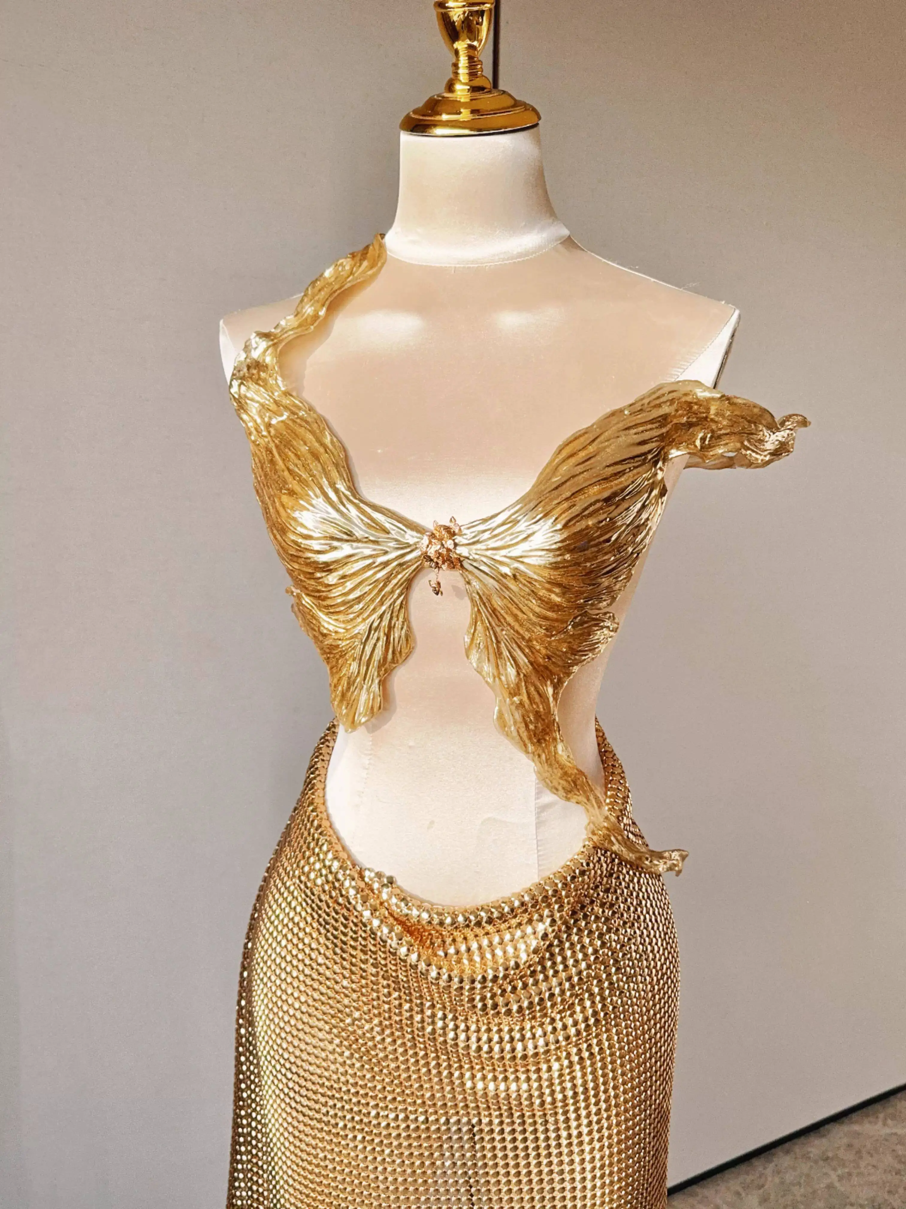 

ZIWU Design Flowing Golden Butterfly Including Metallic Skirt Mermaid Costume, Corset, Princess Party Costume