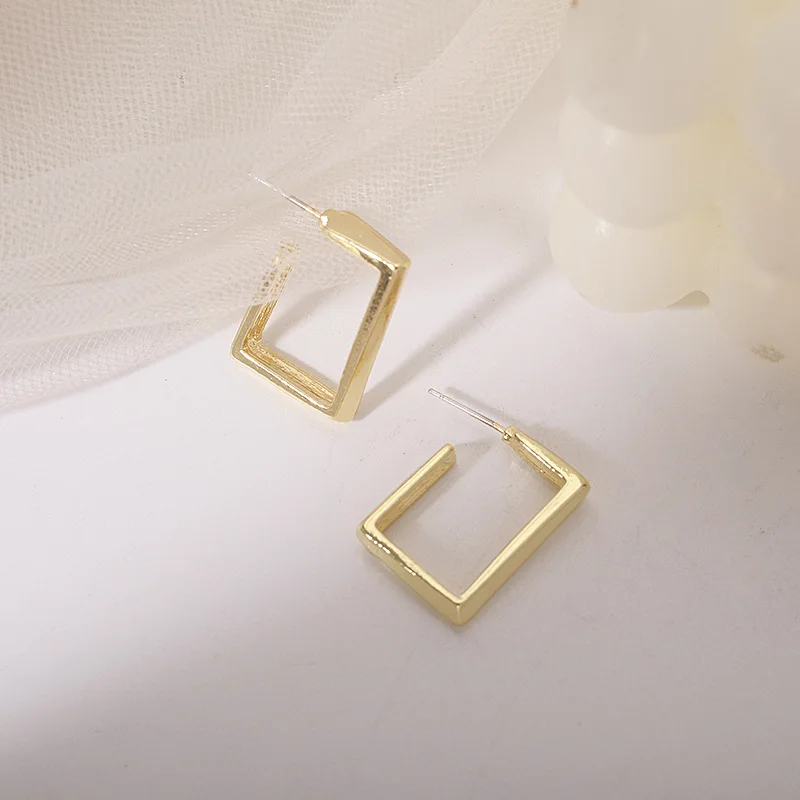 Hiphop Rock Big Square Hoop Earrings For Women Fashion Jewelry Gold Color Simple Metal Hollow Geometry Rectangle Ear Hook Gift