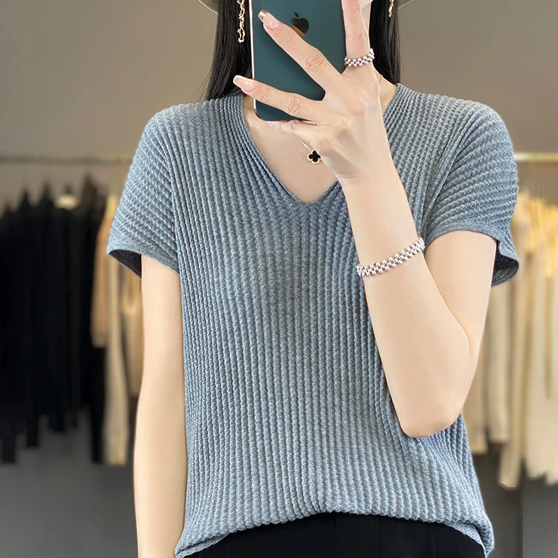 

2024 Summer New Knitted Shirt Women's V-Neck Solid Color Loose Mulberry Silk Wool Thin Fashionable Style Knitted Short Sleeves