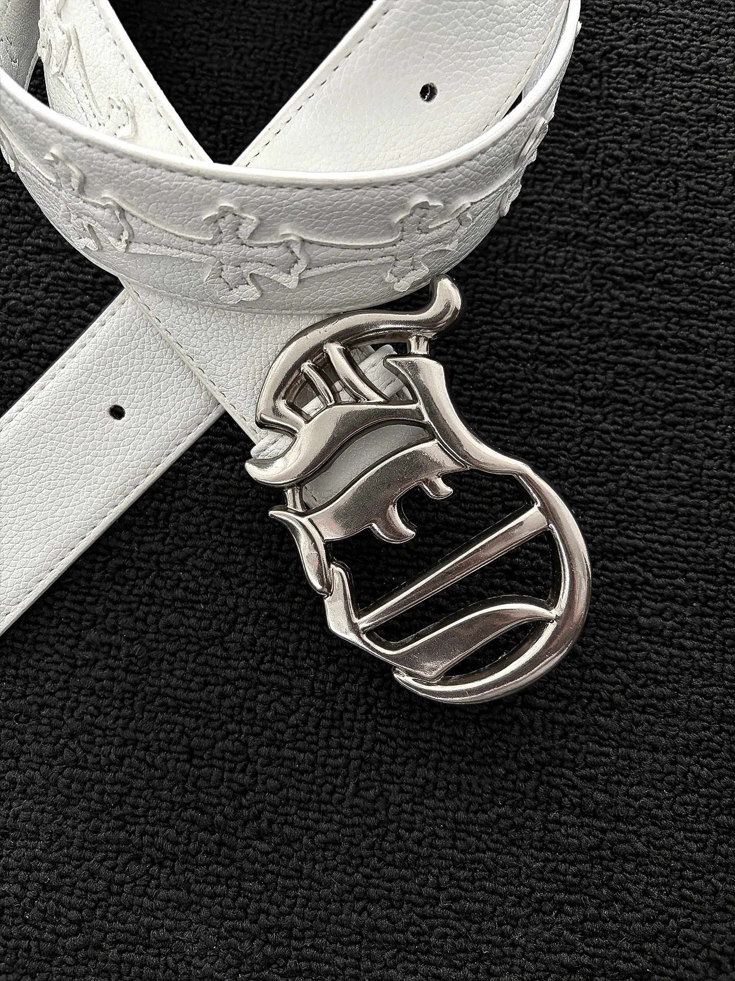 Vintage American Middle-Age Roller Cross Hollow Letter Belt Men's Fashionable White Litchi Pattern Weathered Leather Belt