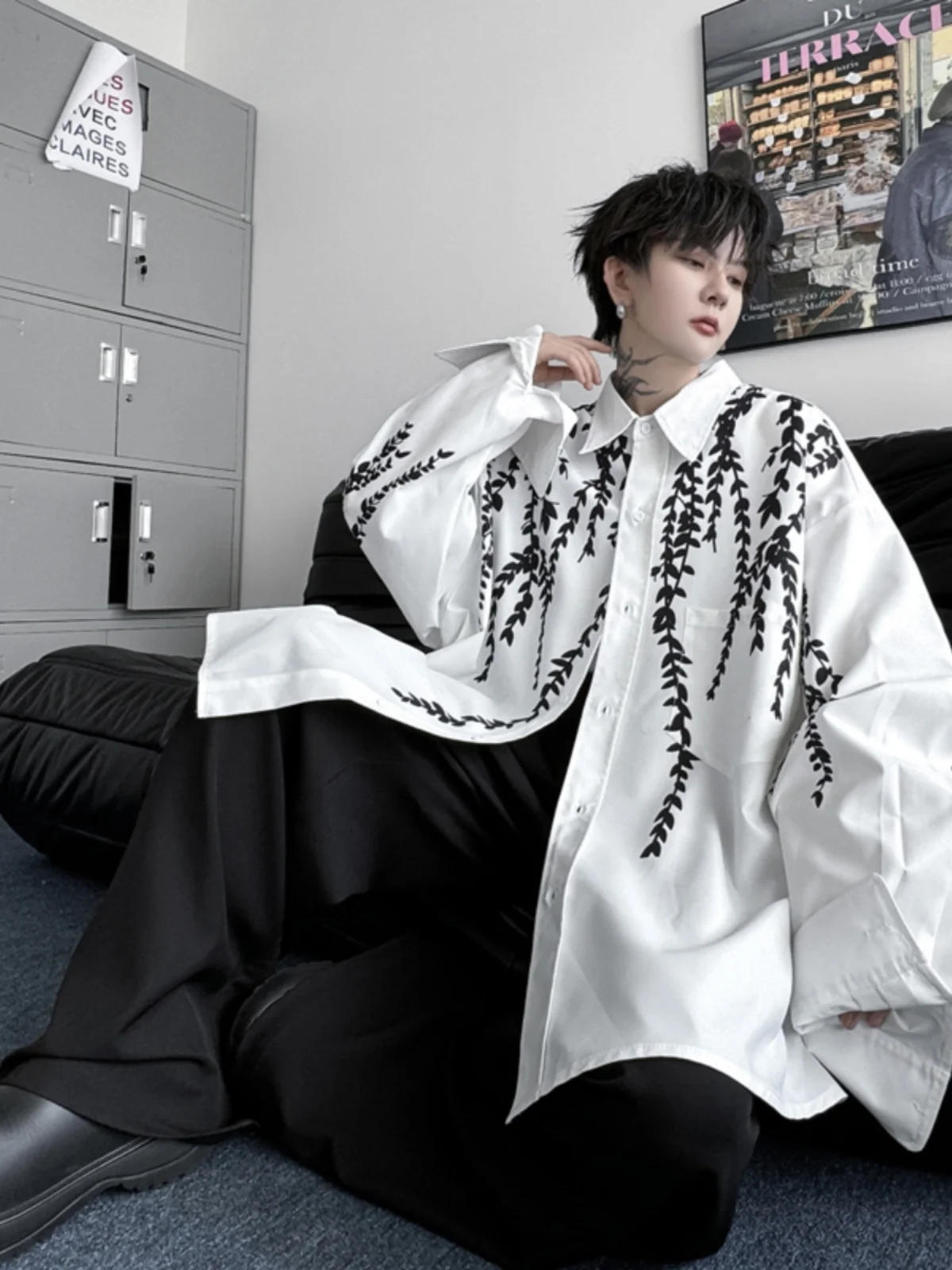 

Свободная рубашка с длинными рукавами и цветочным принтом, молодежная модная модель из полиэфирного волокна, всесезонная, с классическим воротником, с принтом.