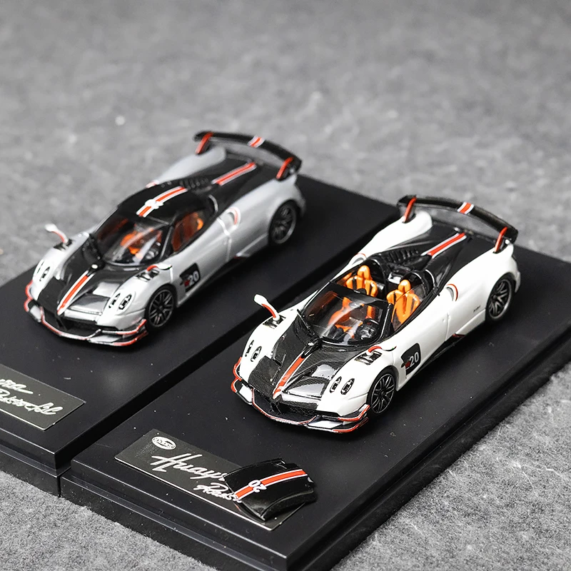 

Кабриолетная модель автомобиля из сплава BC с ЖК-дисплеем 1:64 Pagani Huayra