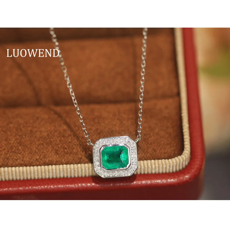 LUOWEND 100% 18K White Gold Necklace Women Shiny Diamond Luxury Design Natural Emerald Pendant Necklace High Gemstone Jewelry