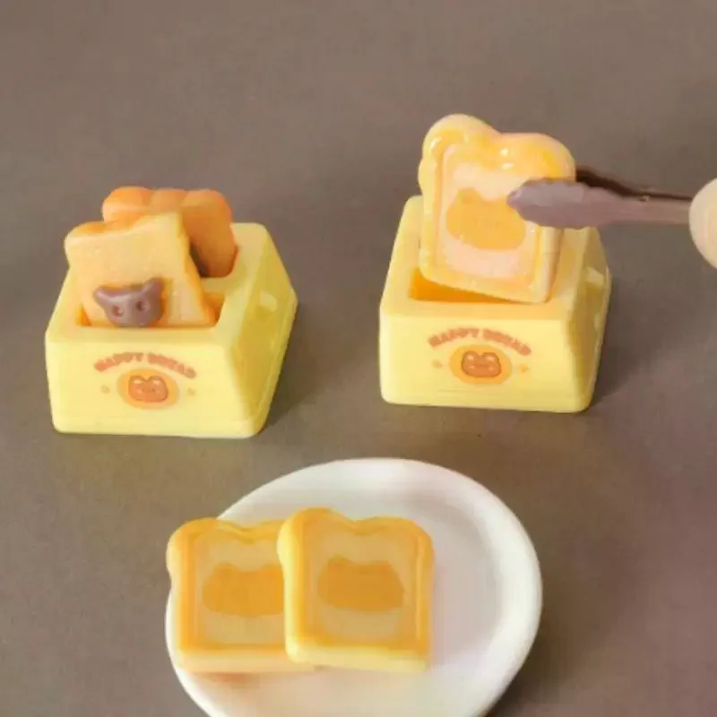 ชุดเครื่องทำขนมปังจำลอง 12 ชิ้น พร้อมแยม คลิปหนีบขนมปัง ของเล่นอาหารจิ๋ว อุปกรณ์ DIY ของตกแต่งบ้านตุ๊กตา