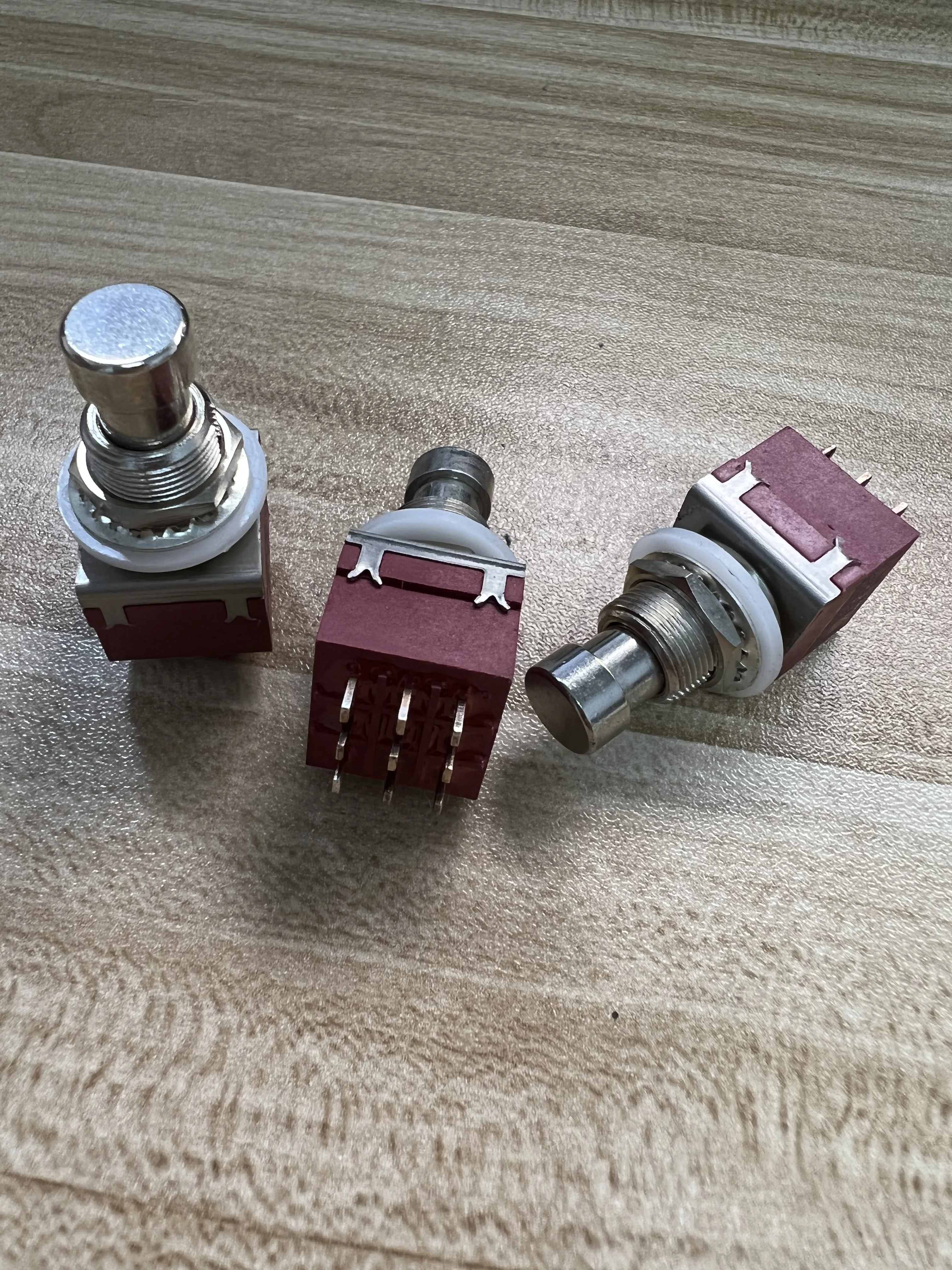 (Công Tắc) 219-3LPSTR