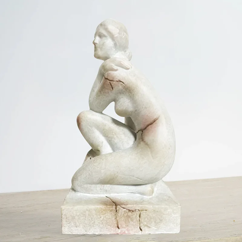 LMM1 antique French imitation marble meditation girl ornament retro crack portrait desktop decoration