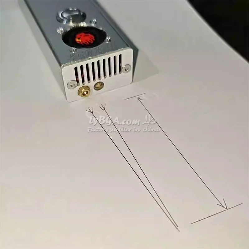 LY-40W-PLUS Portata di lavoro laser portatile 1 m Laser IPG portatile Laser personalizzato Repellente per zanzare L'accenditore laser può bruciare carta