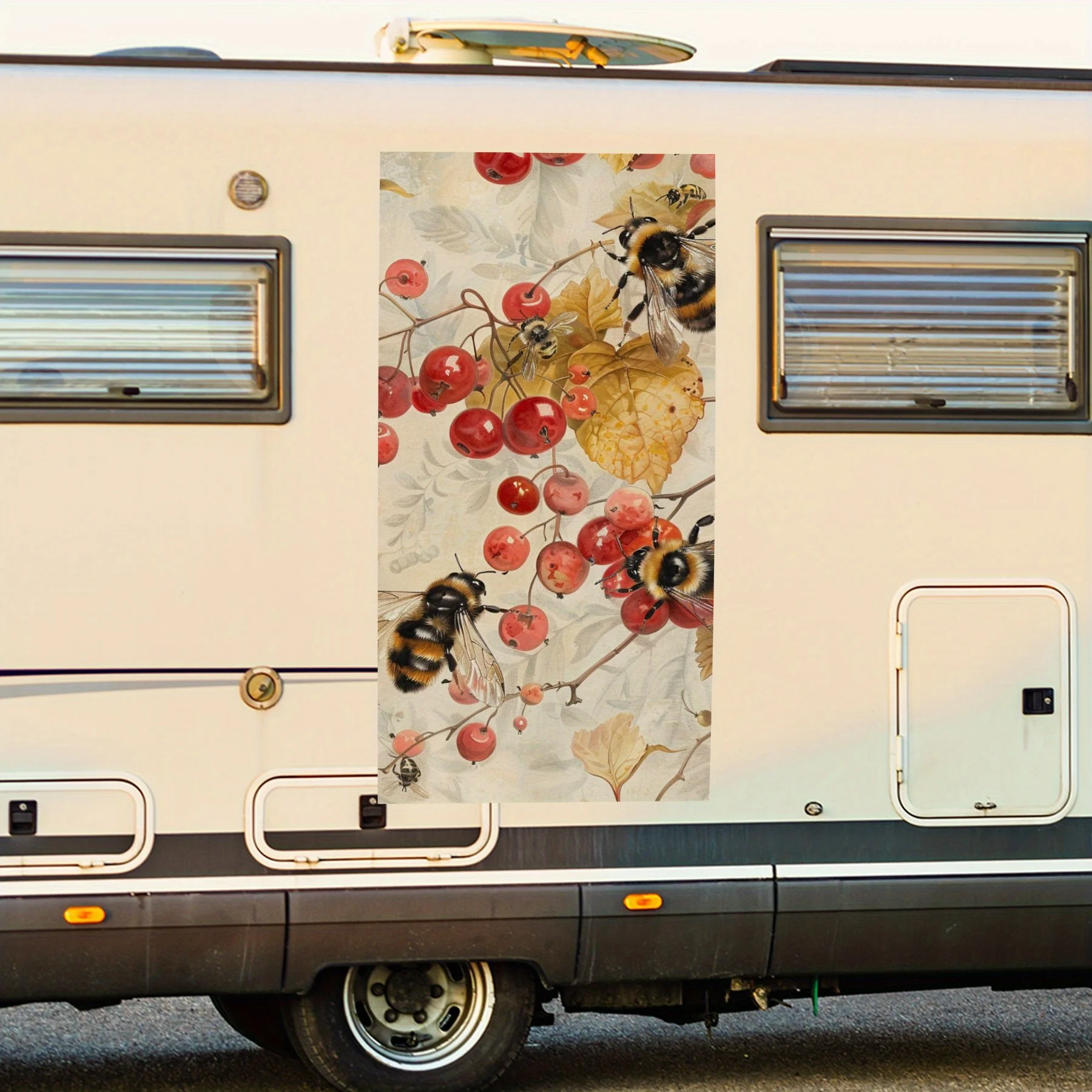 

Автомобильная наклейка с пчелами и красными ягодами, виниловые наклейки для дома с мотором для украшения и защиты - водонепроницаемая самоклеящаяся виниловая наклейка, изготовленная