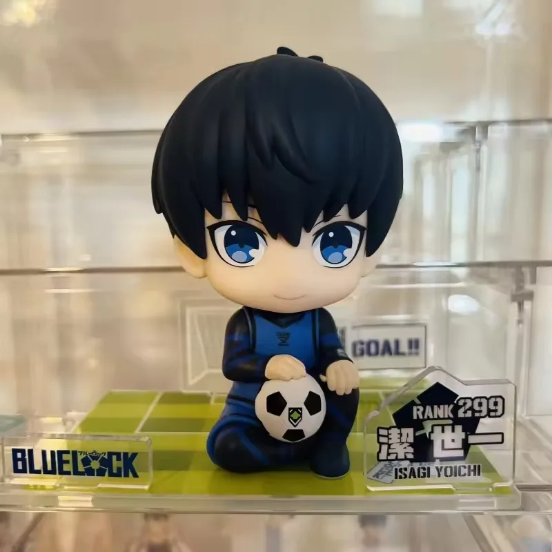 Blue Lock Kawaii Nagi Yisagi Isagi Yoichi Seduto Action Figure Doll Modello da tavolo Anime Periferico Creativo Regalo di compleanno Giocattoli