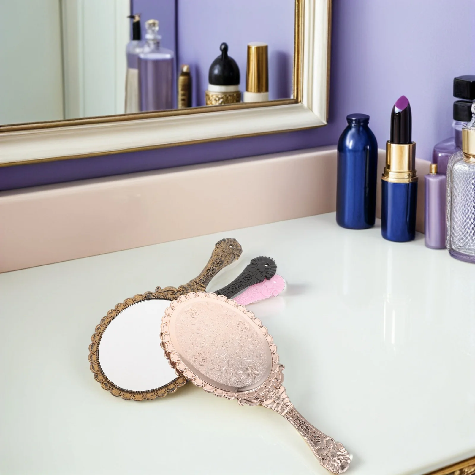 

4Pcs Vintage Handheld Mirror Floral Pattern Assorted Colors Portable Travel Makeup Compact Mirror Vanity Accessories