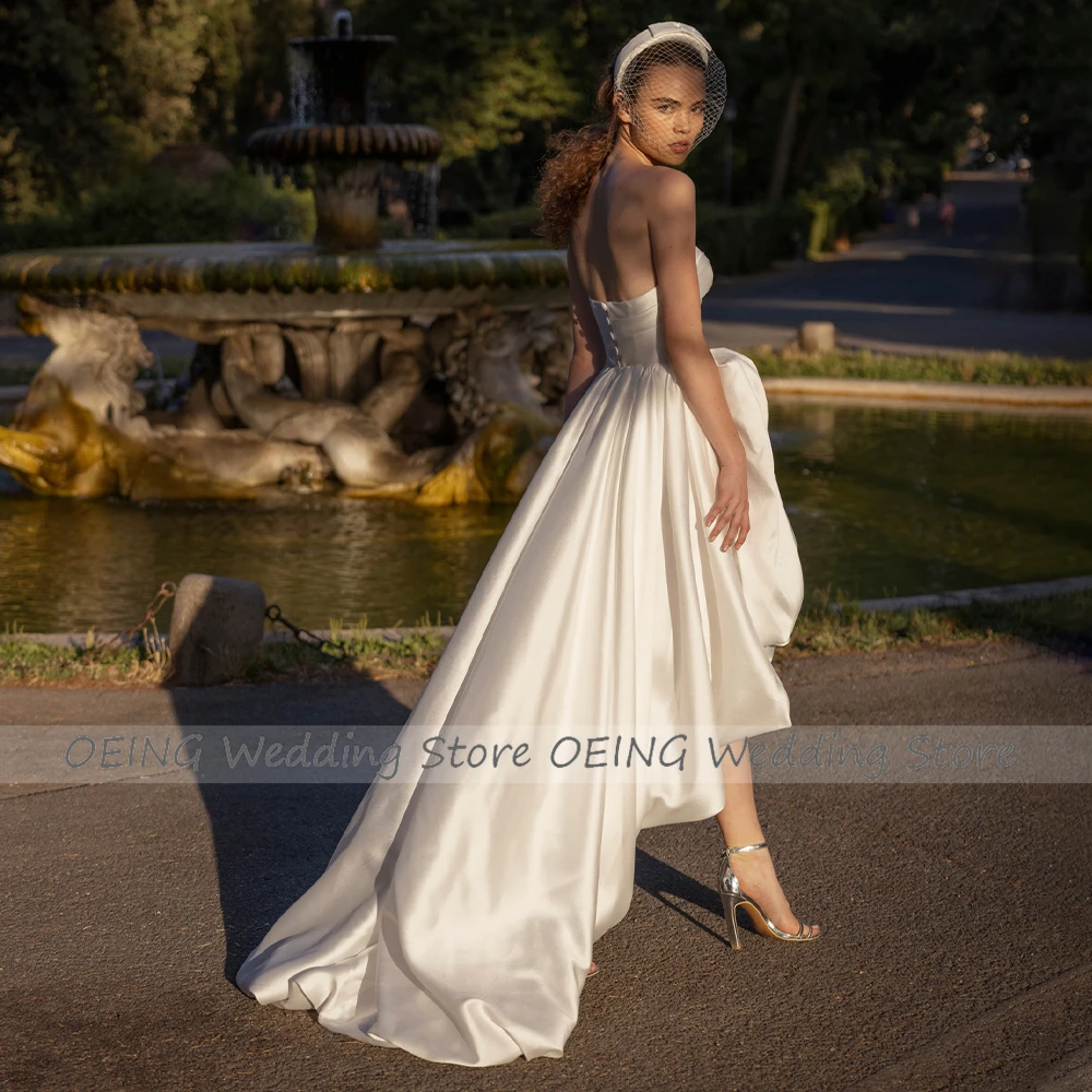 Asymmetrical Wedding Dress Satin Strapless Hi-Lo Ivory Wedding Gown for Bride Sleeveless Backless Buttons 2023 Robe De Mariée