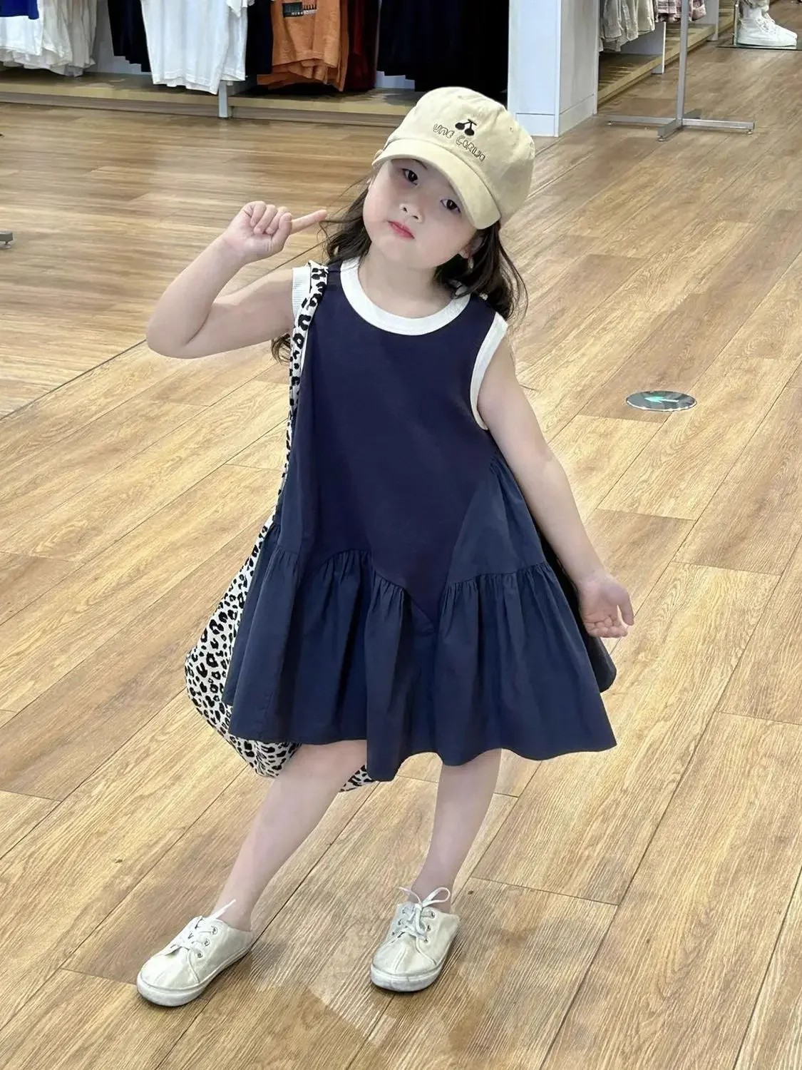 

Summer Girls Dress 2024 New Casual and Comfortable Solid Color Sleeveless Dress Fashion Loose Girls Clothing for Outdoor