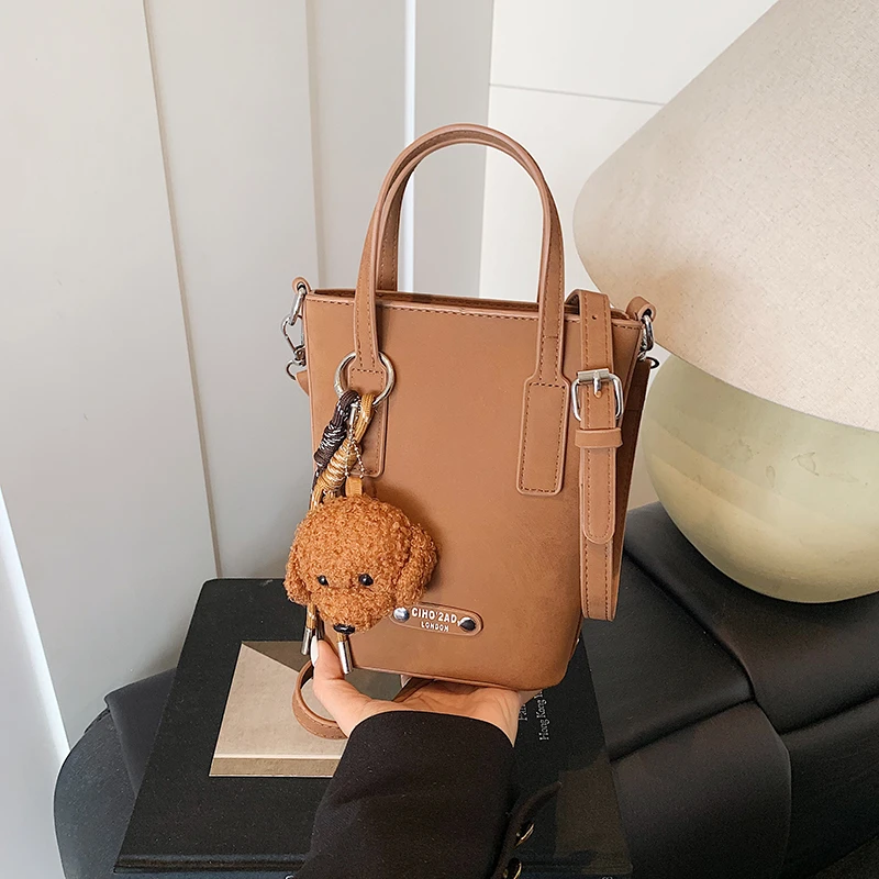 

2025 Autumn & Winter New Solid Zipper Faux Suede Square Shoulder Bags Large Capacity High Quality Commute Handbags for Women