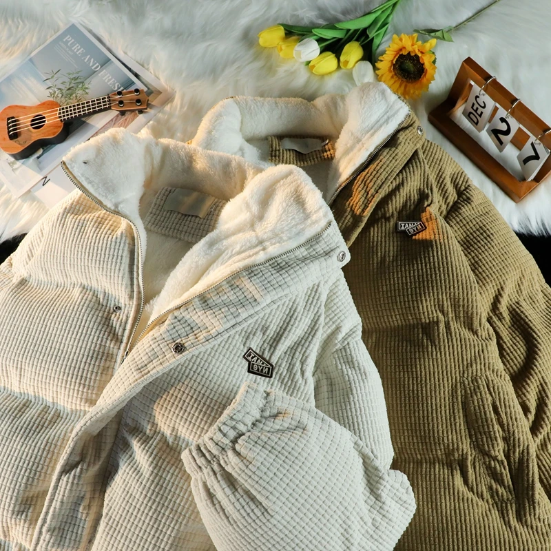 

Мужская утепленная зимняя куртка из вельвета и хлопка с мехом ягненка, в американском ретро-стиле, свободного кроя, больших размеров, с воротником-стойкой