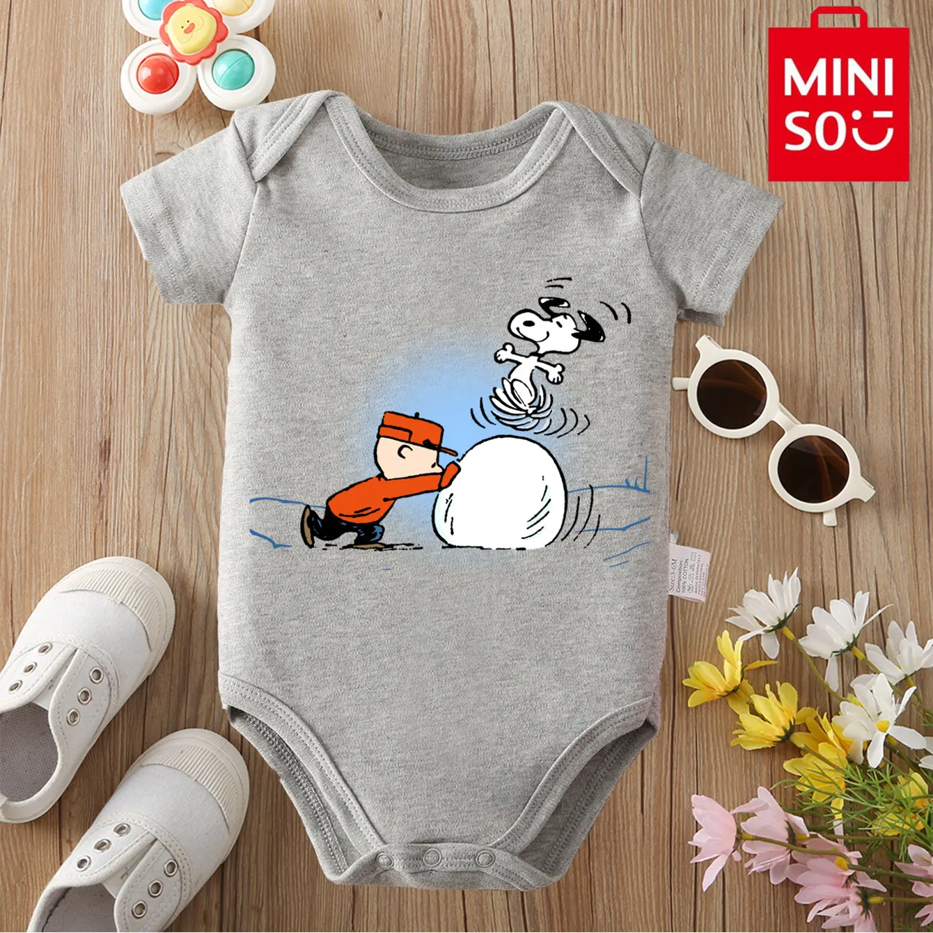 MINISO سنوبي والأصدقاء اللطيفين من القطن الخالص ارتداءها الطفل لينة لطيف الملابس هدية للطفل نيسيي بذلة لحديثي الولادة 0 إلى 12 شهرا