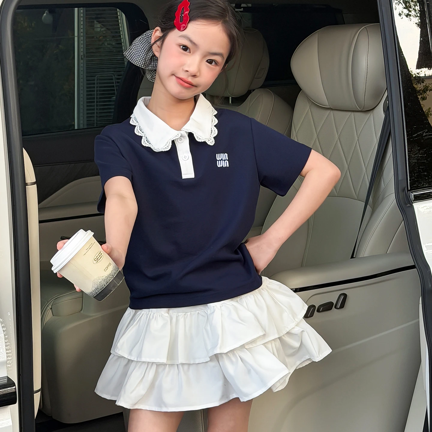 Girls' lace collar T-shirt super trendy little princess shirt half sleeved summer beautiful lightweight top