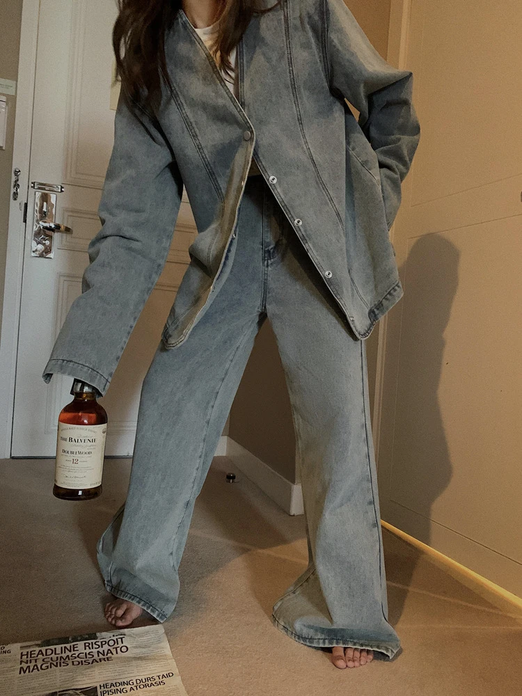 [LANMREM] Streetwear Washed Denim Blazers For Women V Neck Single Breasted Long Sleeve Loose Jackets 2024 Autumn New 26C221