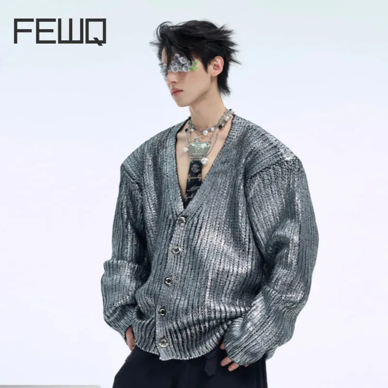 FEWQ Men Knit Jacket Niche Brushed Silver Metallic Decoration Thick V-neck Long Sleeved Design Clothing Loose Streetwear 24E5186