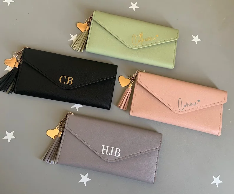 Portafoglio personalizzato per ragazze donne, portafoglio piccolo in pelle personalizzato con borsa con nome con iniziali borsa con nome regalo damigella d'onore