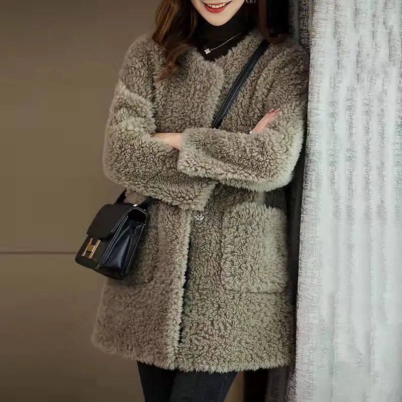 Winter Coat Women's New Fleece Coat Lamb Fleece Medium Long Lamb Fur One-piece Fashion Minimalist Casual Long Sleeves Jackets