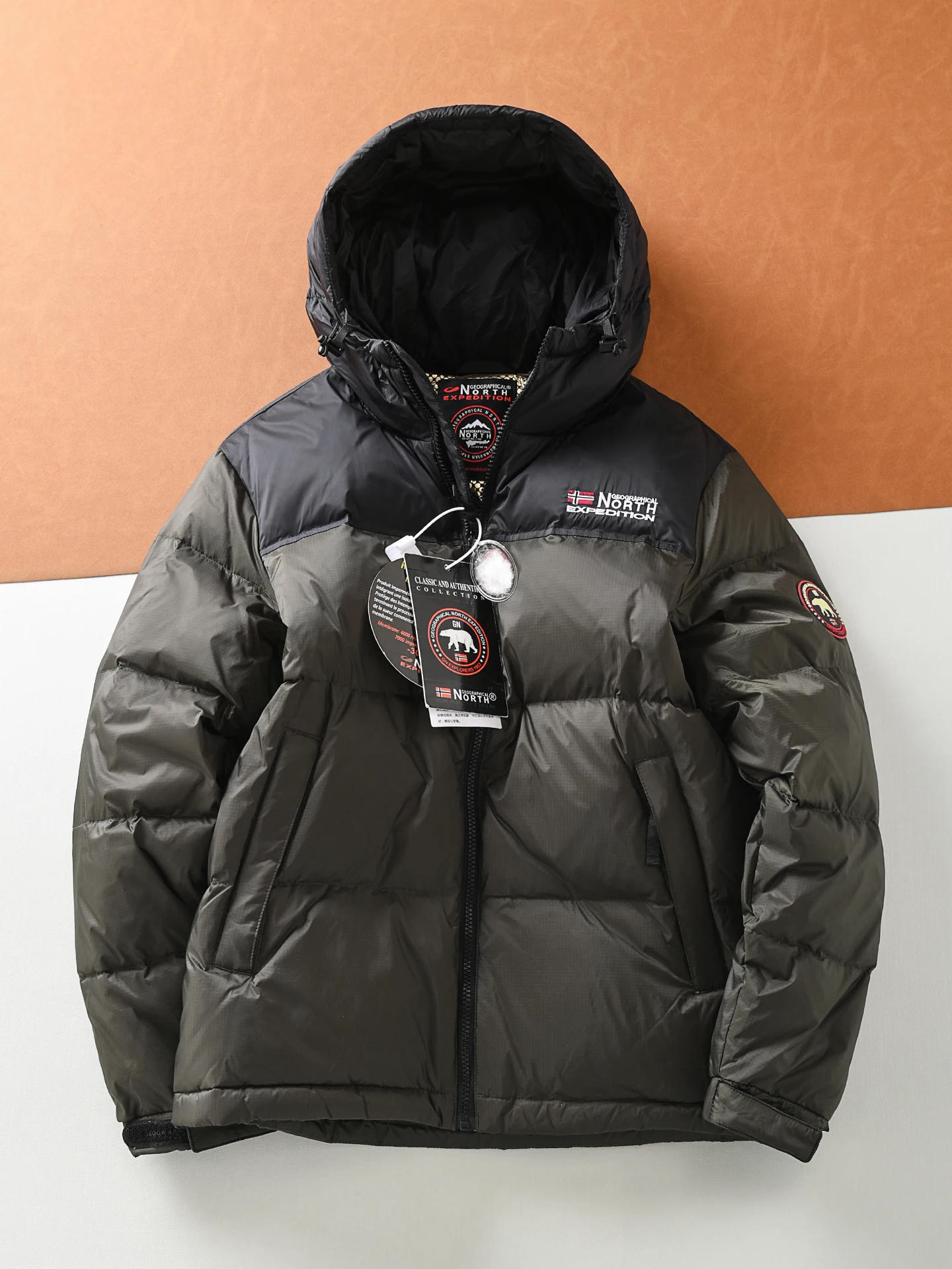 

Nordic Sle Мужское пуховое пальто Jaet aphene с теплоизоляцией и капюшоном, зимнее пальто, сопротивление тепло, модное городское свободное длинное пальто...