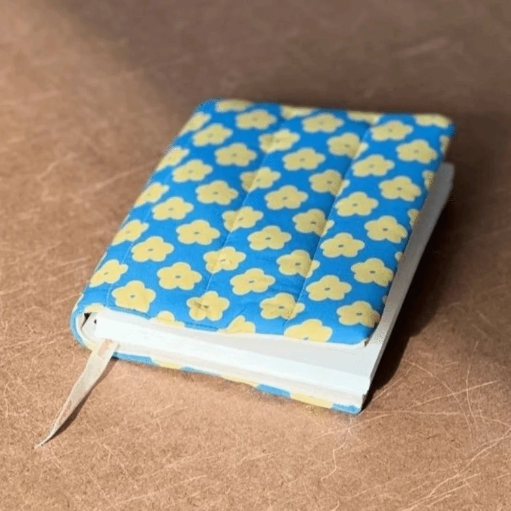 Floral Design Fabric Book Cover Lightweight Reusable Fabric Book Sleeve Striped Quilted Fabric Notebook Protector Reading Gifts