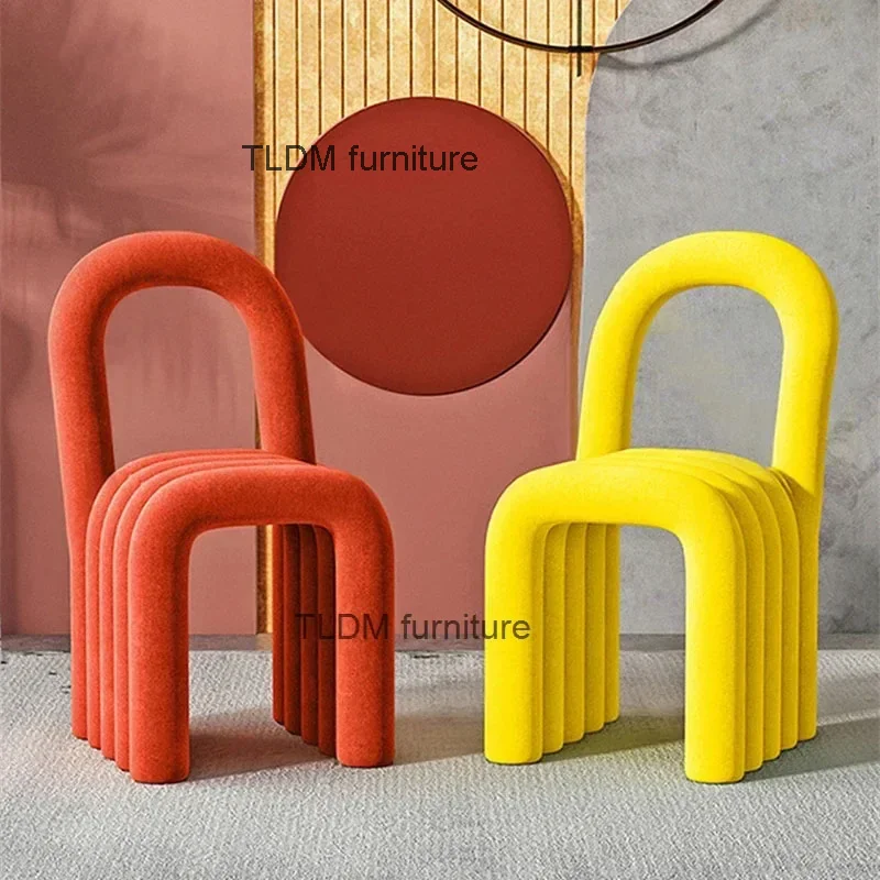 Nordic Fashion Dinning Chair for Kitchen Light Luxury Back Chairs Minimalist Makeup Stool Modern Creative Bedroom Dresser Chair