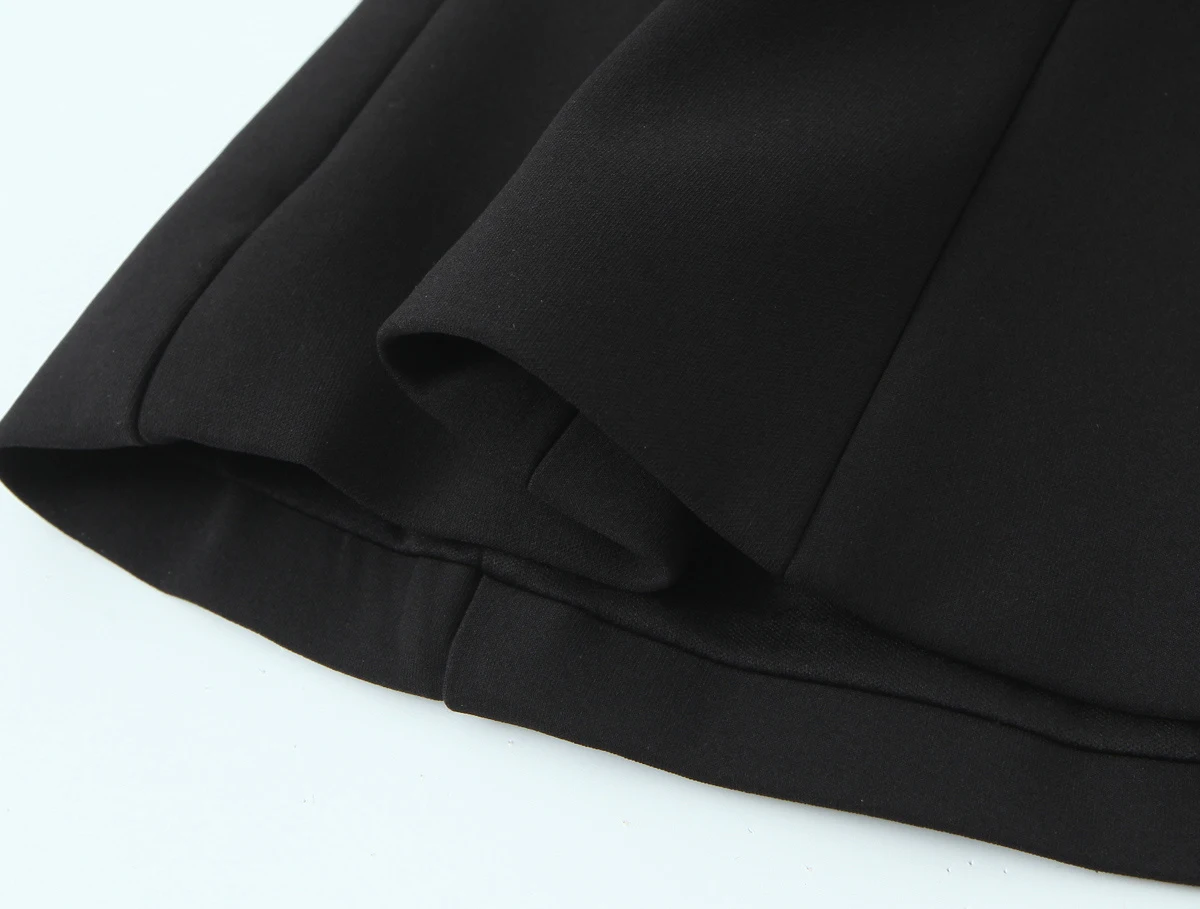 DEEABAE Zimowa nowość: francuski top damski z odkrytymi ramionami, głębokim dekoltem w kształcie serca i kontrastową kwiatową bluzą bez ramiączek.