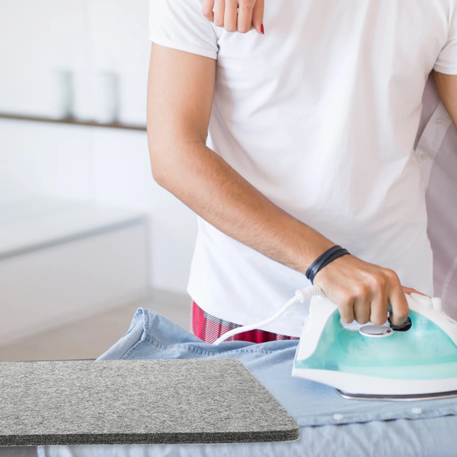 

Wool Felt Board Portable Heat Resistant Lightweight Mat For Quilters Sewing Foldable Anti- Ironing Pad Pressing