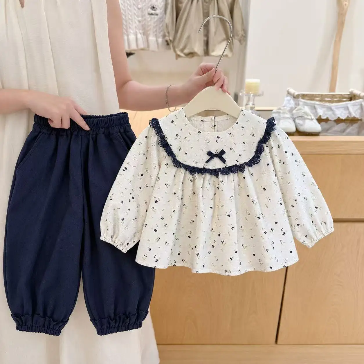 Girls Suit 2026 Autumn New Children's Clothing Korean Style Girl Baby Broken Flower Doll Shirt Pants Two Sets