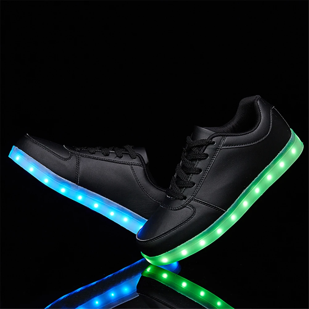 LED Light Up Shoes Unisex Low top Sneakers Flashing Shoes for Women Men Teens with USB Charging Glowing Luminous Shoes