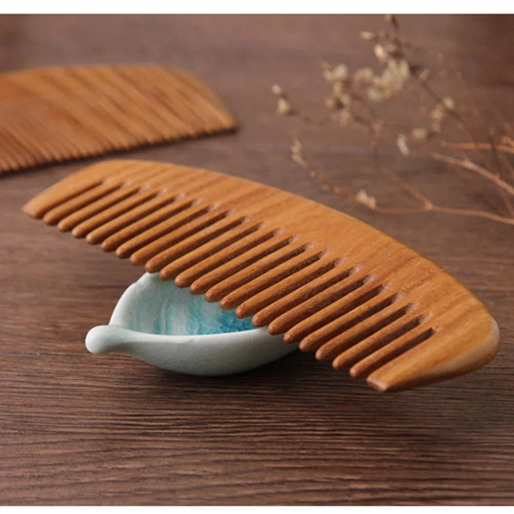 

Green Sandalwood Smooth Teeth Wooden Hair Comb For Scalp Massage Detangling Anti-Static Beard Brush Wooden Comb